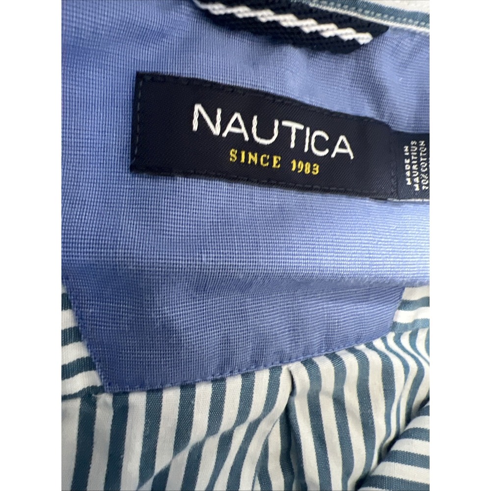 NAUTICA Classic Fit Button Down Shirt Mens Size L Blue Striped Long Sleeve